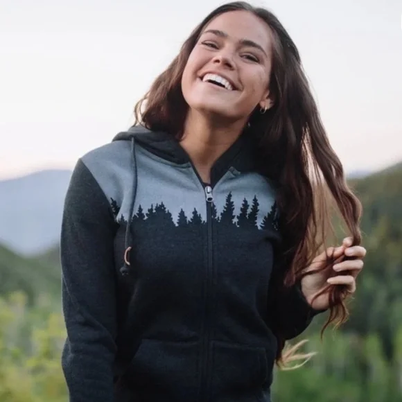 tentree Women's Juniper Zip Hoodie Organic Cotton Meteorite Black in Size Medium - Picture 2 of 9